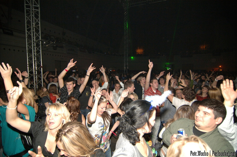 Mega Dance Show - 26. 12. 09